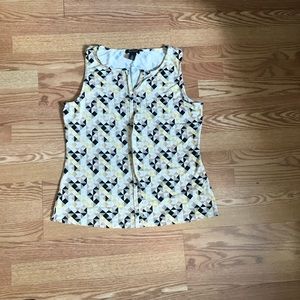 Black White House -sleeveless blouse